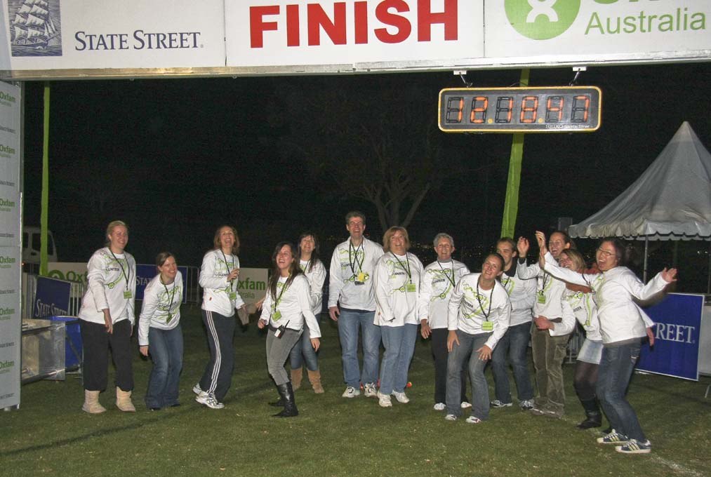 GB-_130-Finish Area - Volunteers.jpg